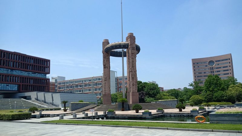 SMT贴片加工设备代理加盟：揭秘背后的市场与挑战